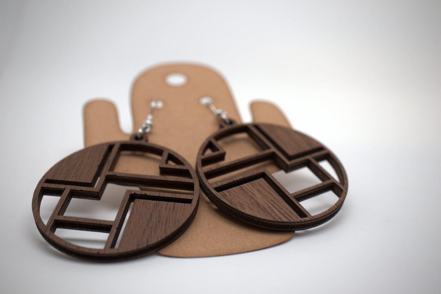 šŖµ Zen Grid ā Walnut Wood Earrings