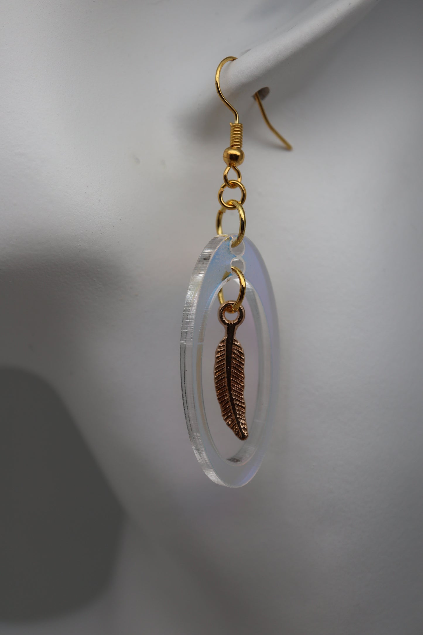 ✨🪶 Iridescent Feather Loop Earrings 🪶✨