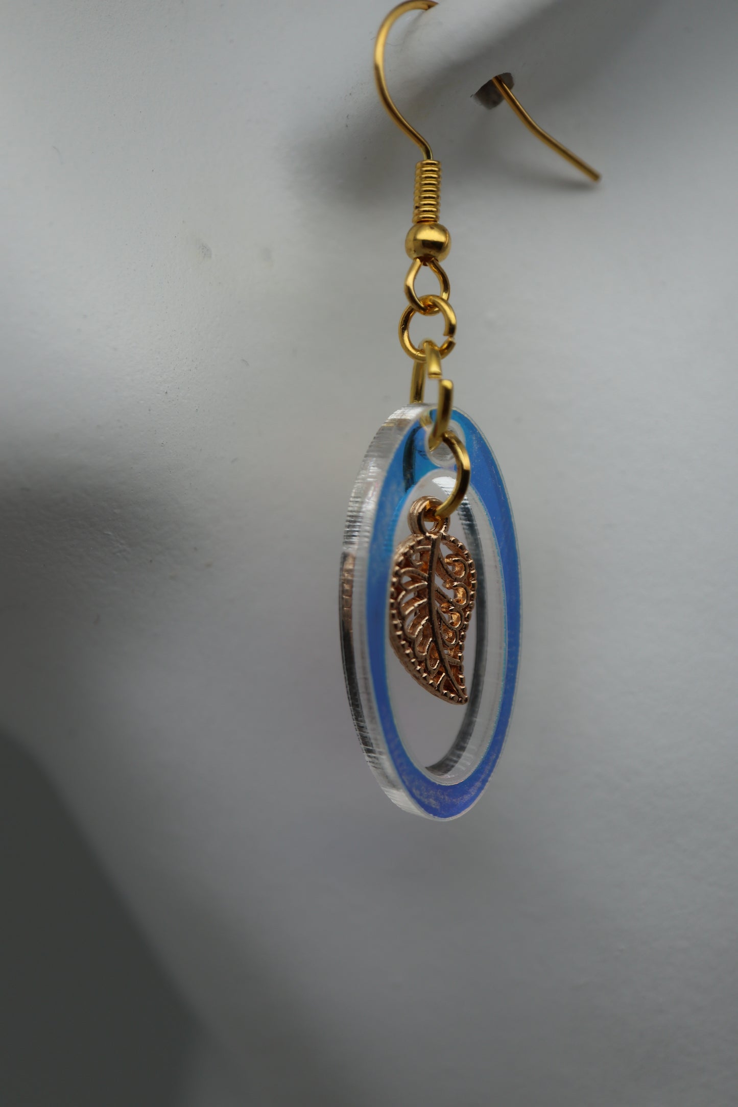 ✨🍃 StimCraft Iridescent Leaf Loop Earrings 🍃✨