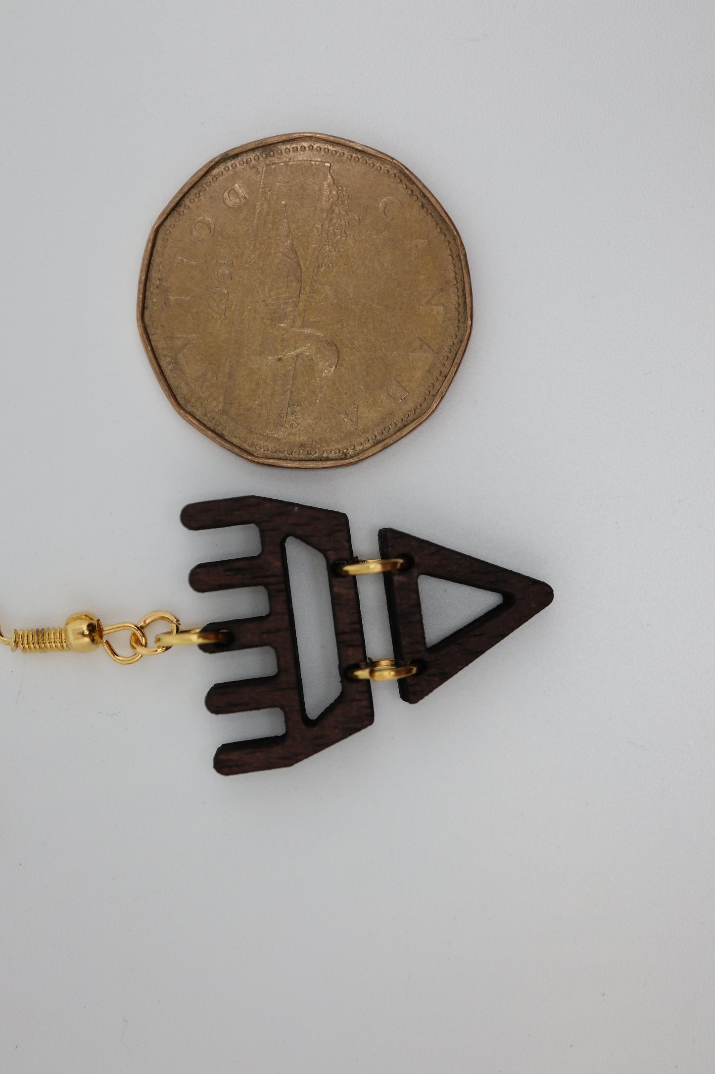 🐾 Bear səxʷsuxʷ – Laser-Cut Wood Earrings