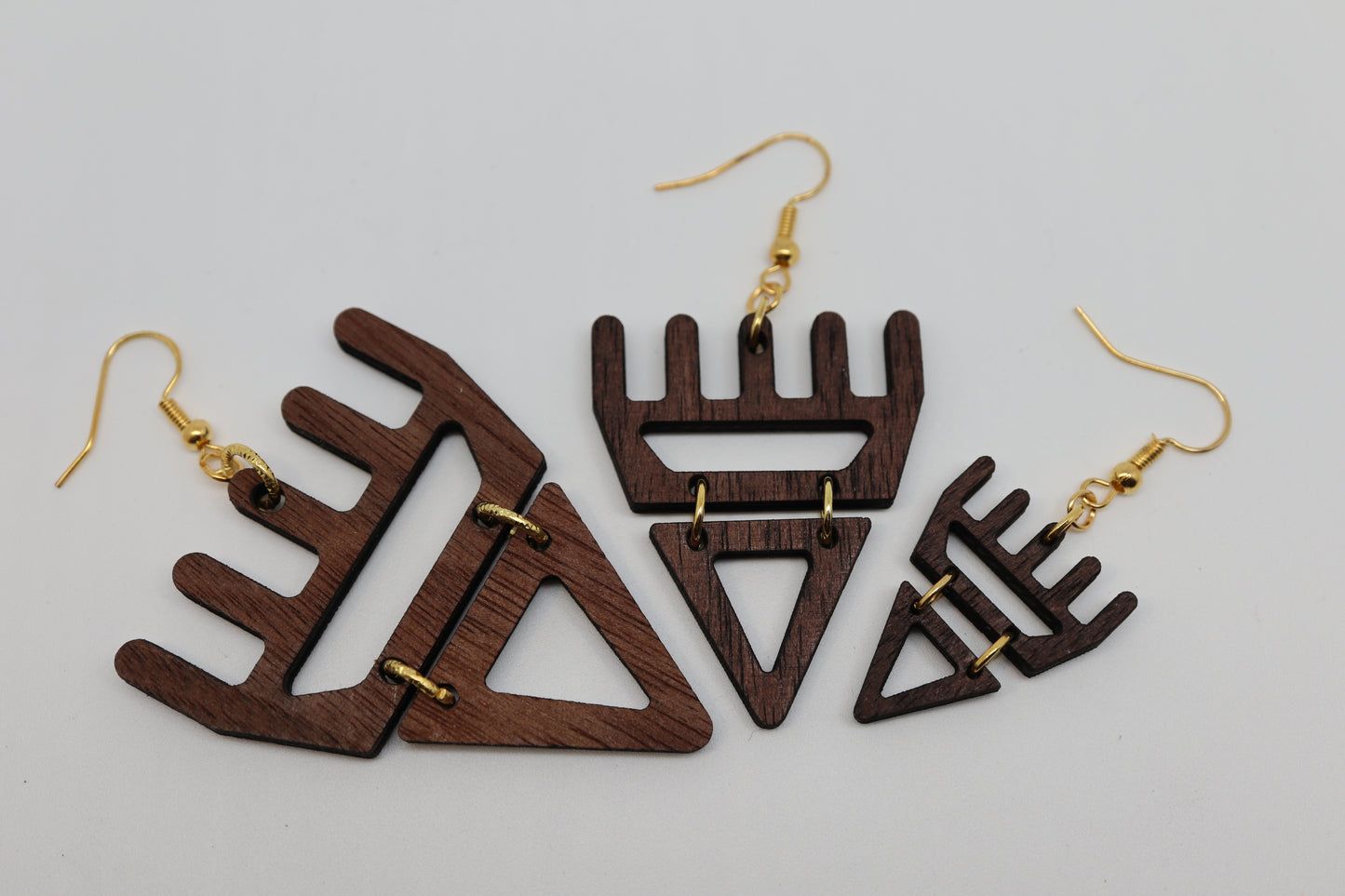 🐾 Bear səxʷsuxʷ – Laser-Cut Wood Earrings