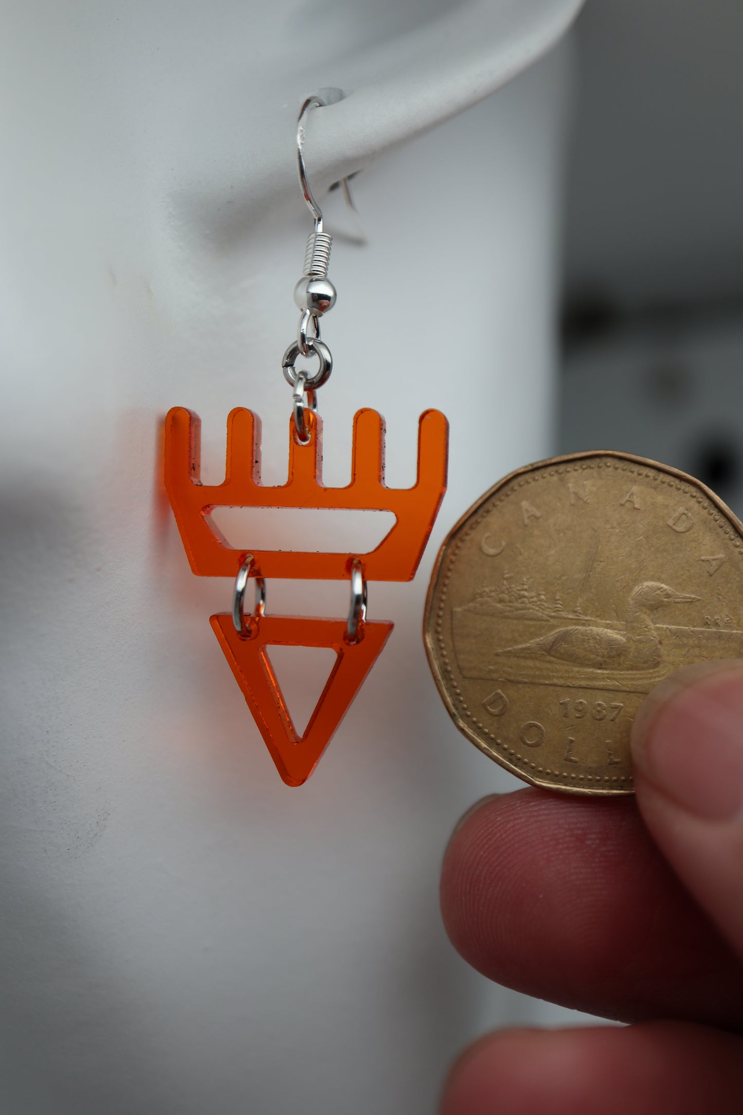 🐾Translucent Amber səxʷsuxʷ Paws – Laser-Cut Acrylic Earrings (Copy)