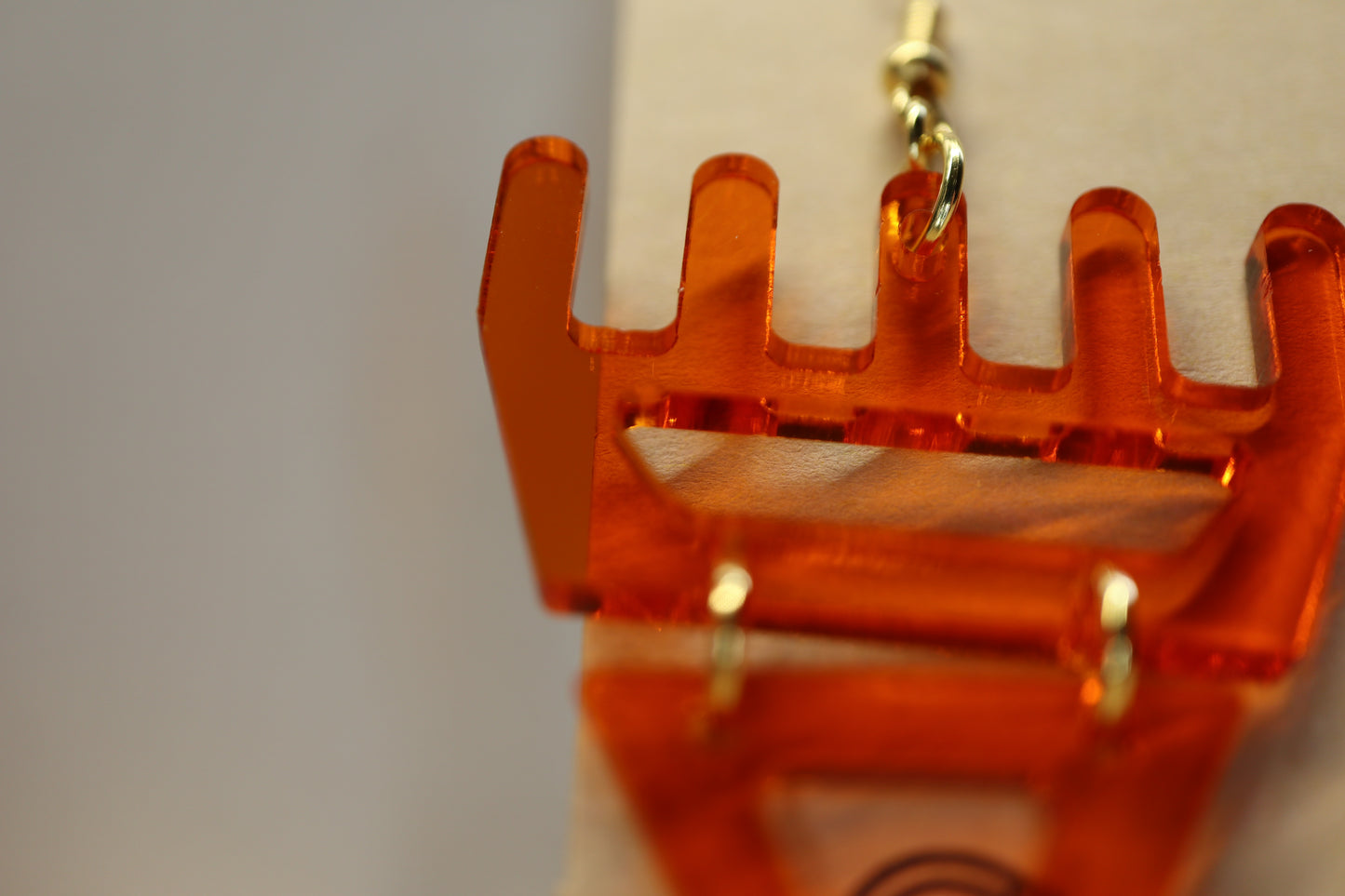 🐾Translucent Amber səxʷsuxʷ Paws – Laser-Cut Acrylic Earrings (Copy)