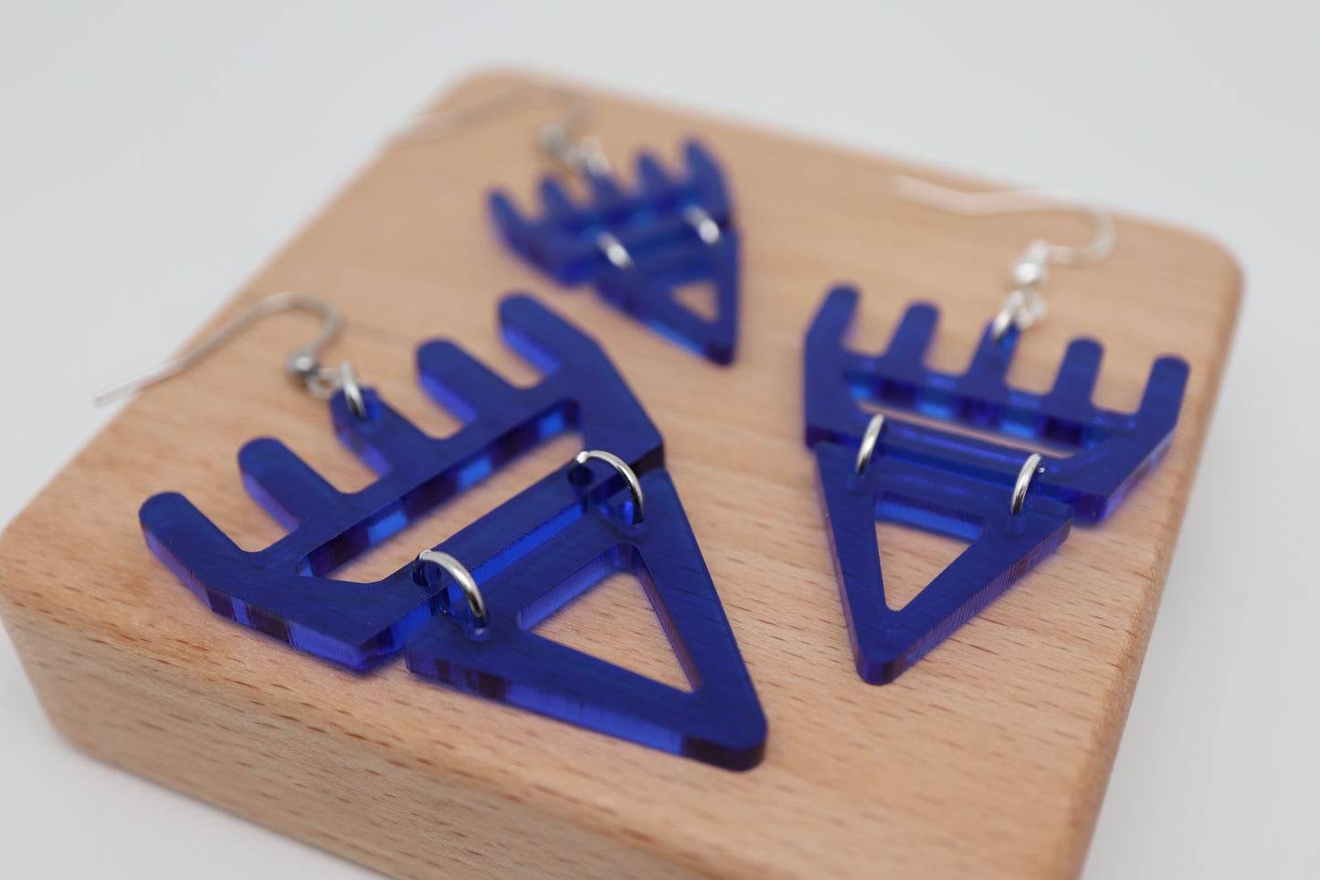 🐾 Sapphire Blue Translucent səxʷsuxʷ Paws - Laser-Cut Acrylic Earrings🐾