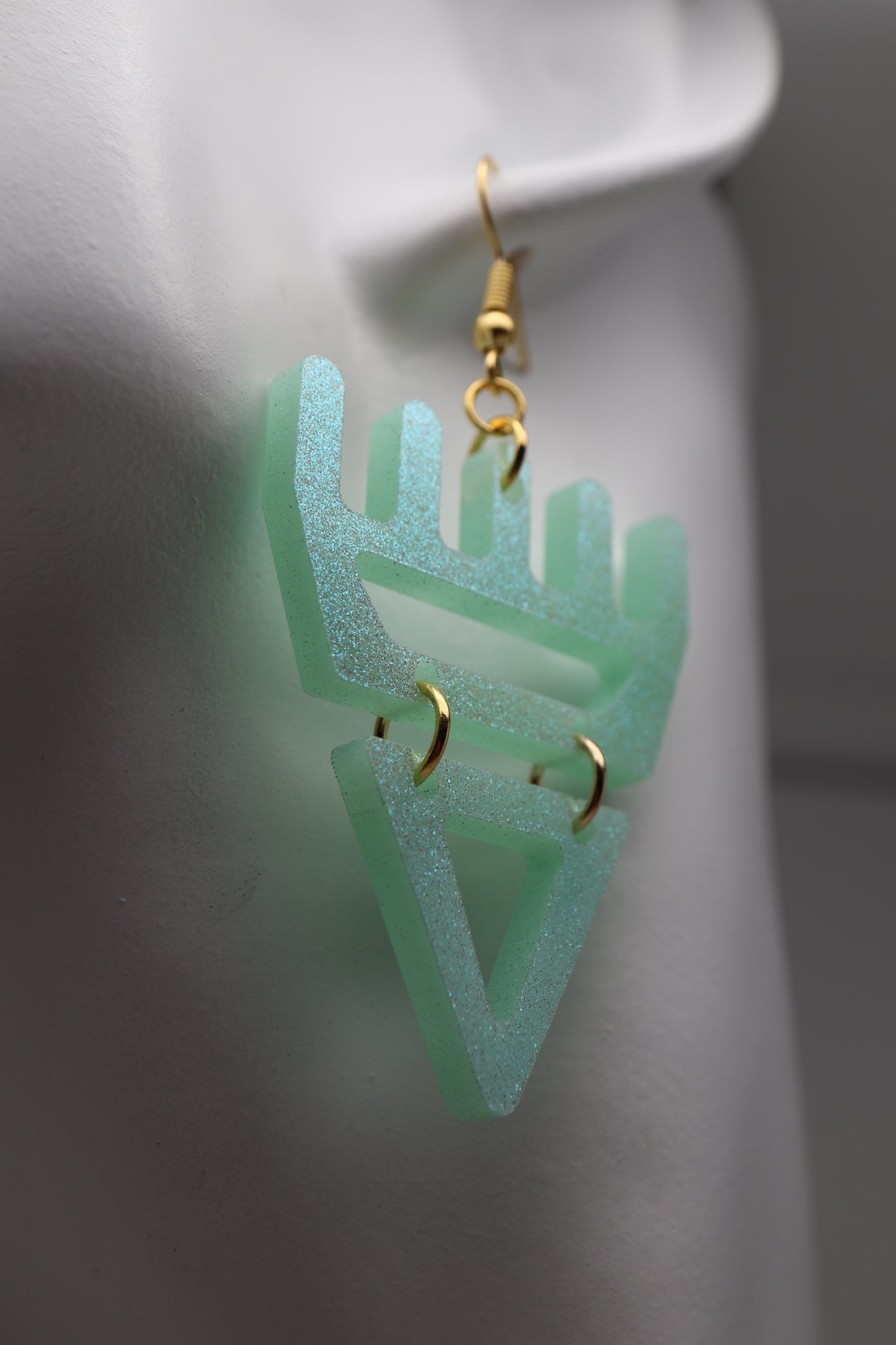 🐾 Mint Frost Sparkle səxʷsuxʷ Paws - Laser-Cut Acrylic Earrings 🐾 – Limited Run ✨