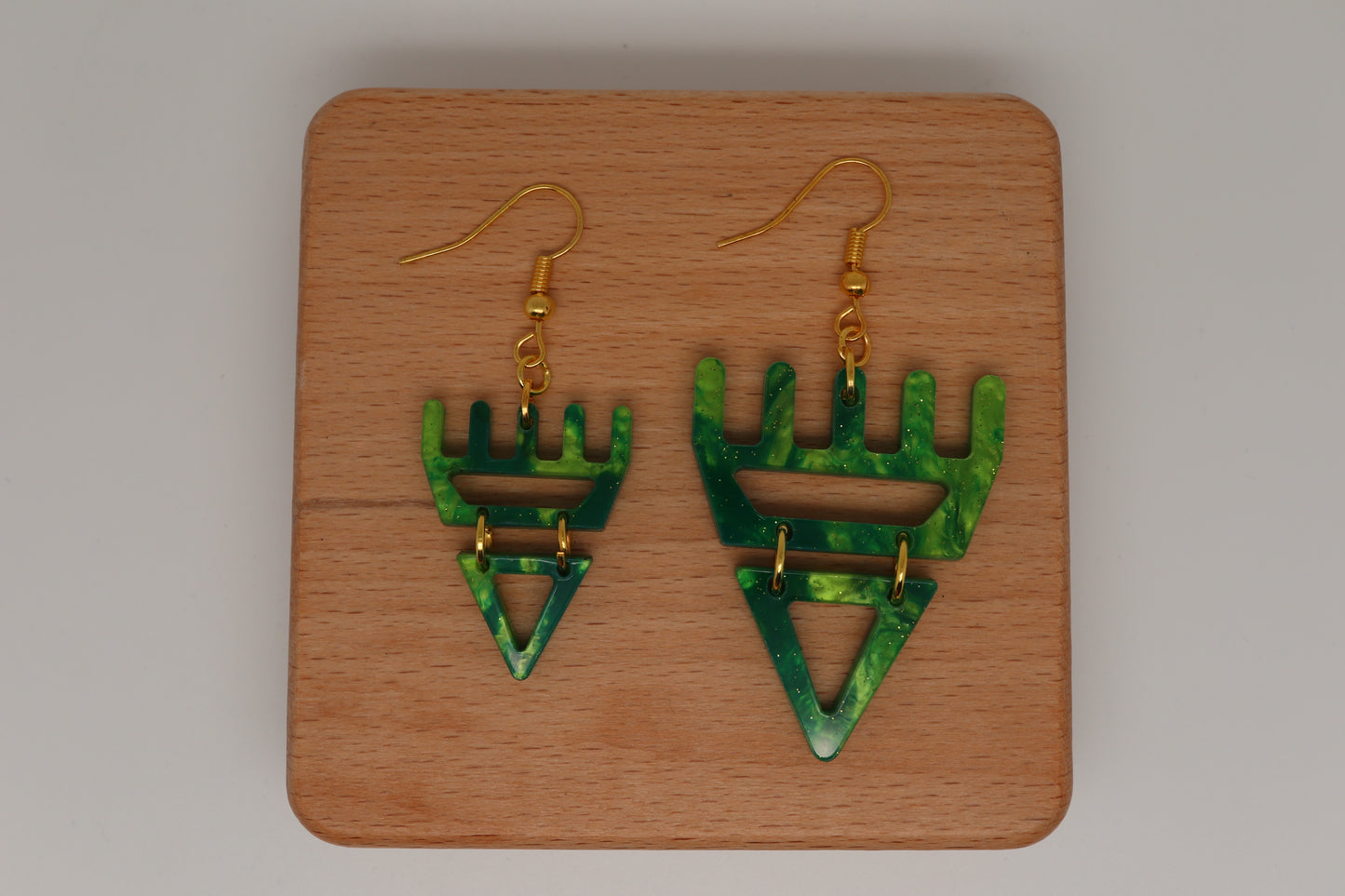 🐾 Marble Moss  səxʷsuxʷ Paws - Laser-Cut Acrylic Earrings 🐾 – Limited Run ✨