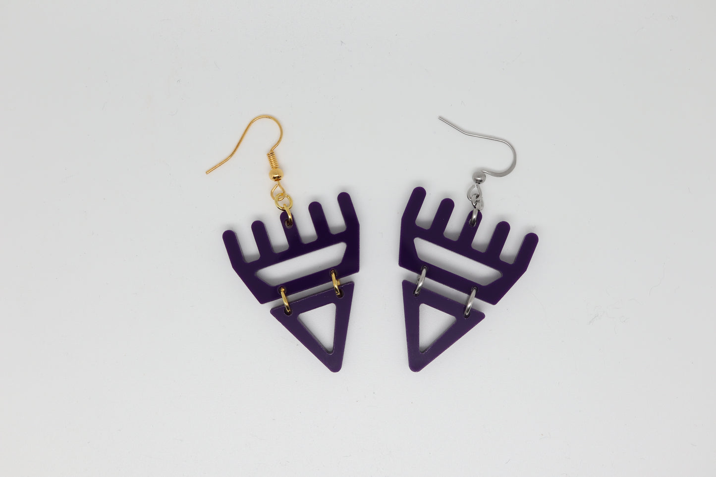 🐾 Deep Plum Purple səxʷsuxʷ Paws - Laser-Cut Acrylic Earrings 🐾 – Limited Run ✨