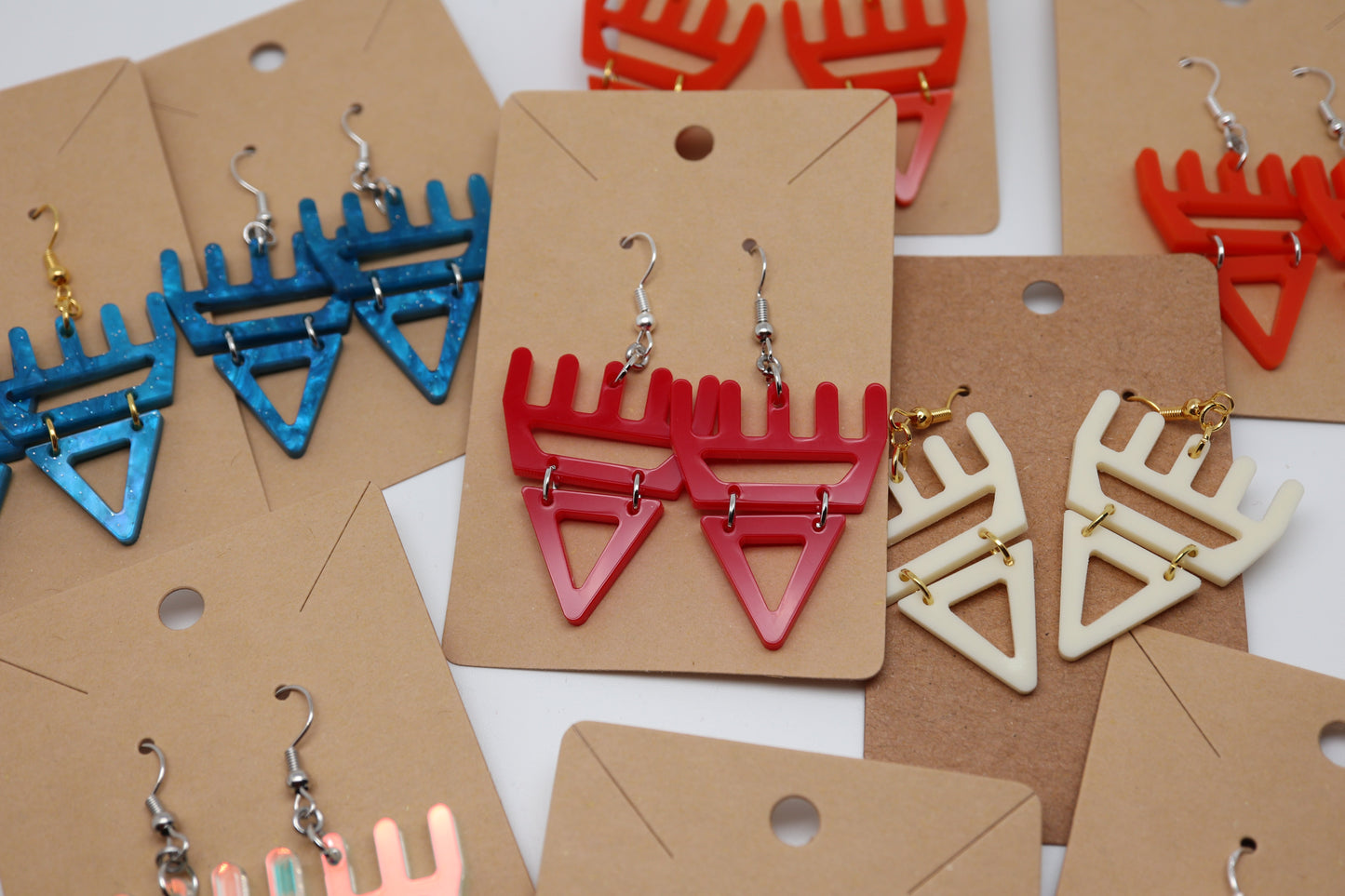 🐾Blue Dream Sparkle səxʷsuxʷ Paws – Laser-Cut Acrylic Earrings