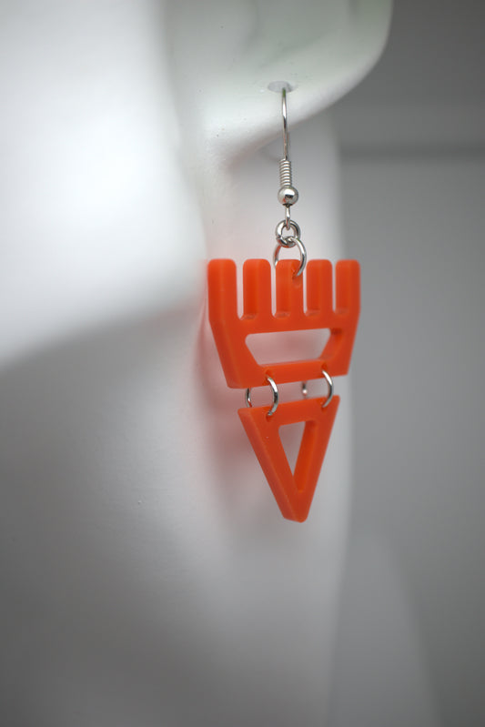 🐾Orange səxʷsuxʷ Paws – Laser-Cut Acrylic Earrings