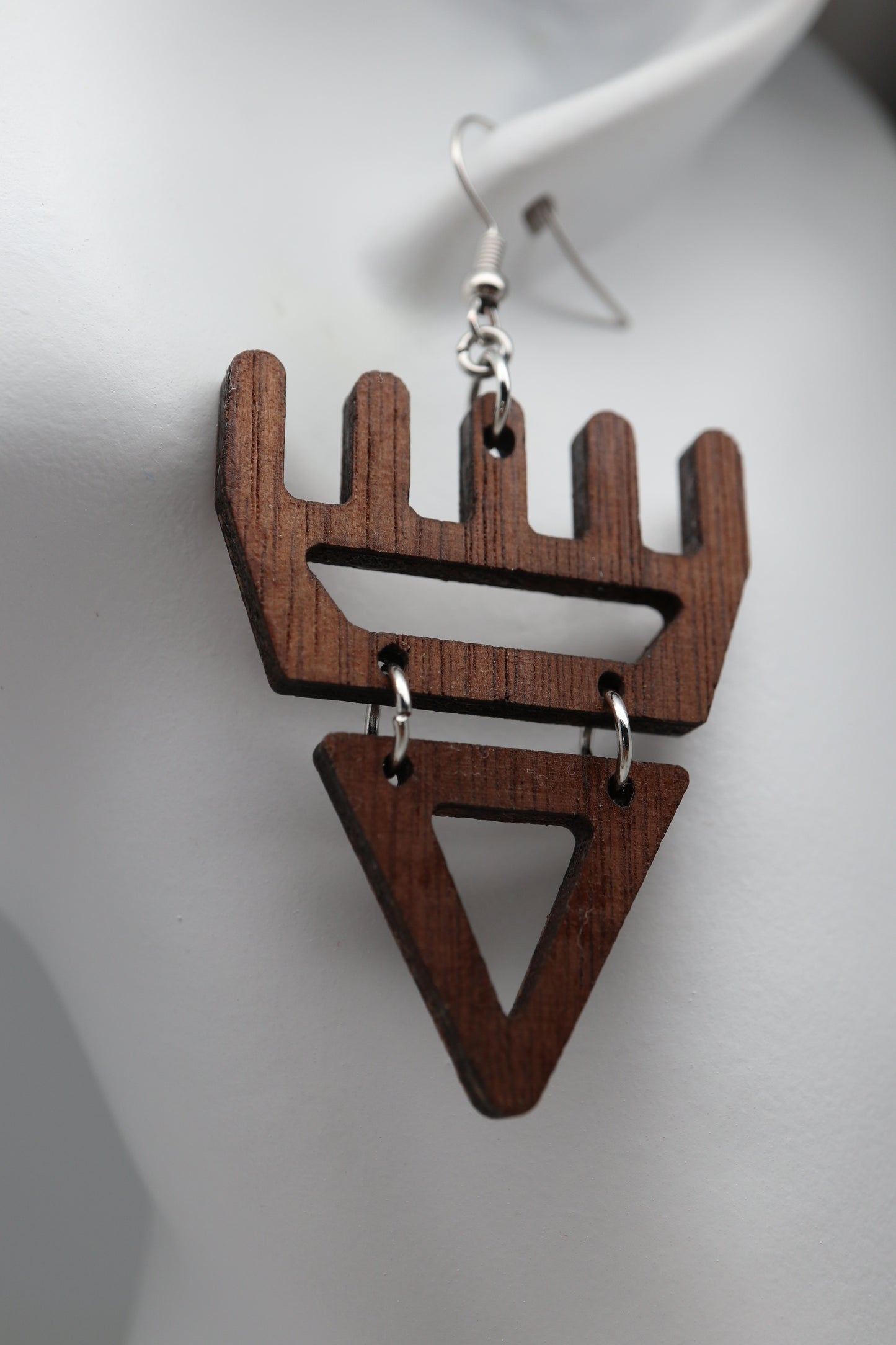 🐾 Bear səxʷsuxʷ – Laser-Cut Wood Earrings